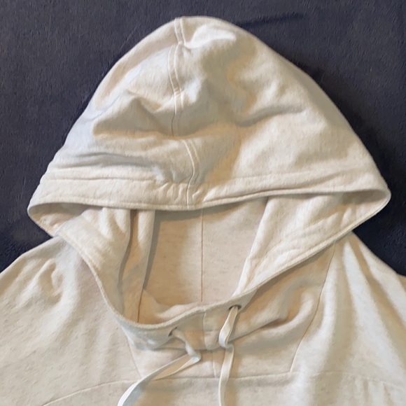 Lou & Grey Cream Oversized Hoodie Size S - Picture 2 of 11